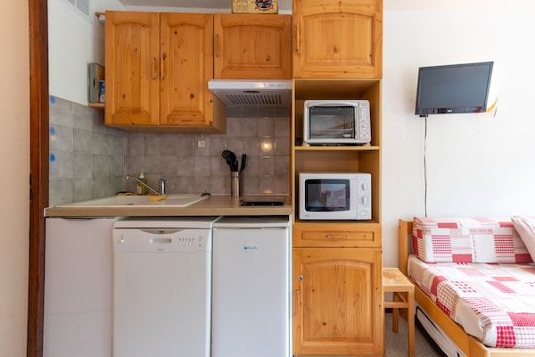 5-persoons appartement aan de piste in Morillon - thumbnail 2
