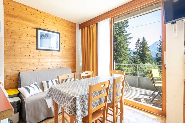 Appartement EPICEA B N°01 in Chamrousse | 6 pers. op 50m van de piste - thumbnail 1
