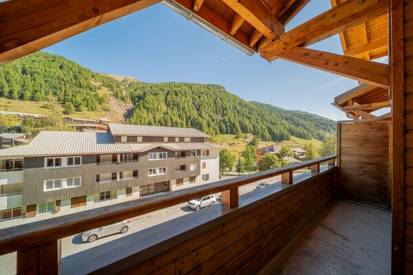 Appartement aan de piste in Allos met balkon en hot tub - thumbnail 6
