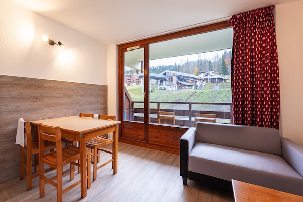 Knus appartement op 60 meter van de piste in Morillon - thumbnail 2
