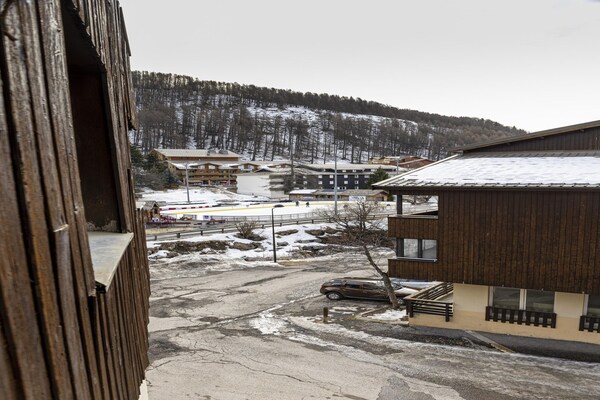 Knusse studio voor 4 op 100m van de skilift in Allos - thumbnail 3