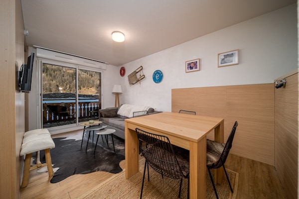 6-persoons appartement in Allos direct aan de piste - thumbnail 4