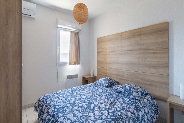 Licht appartement op 100m van centrum Le Grau-du-Roi met zwembad - thumbnail 6