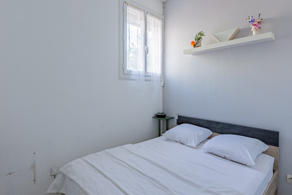 Zonnig appartement met tuin op 200 meter van het strand in Agde - thumbnail 4