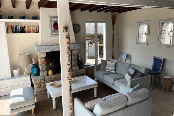Stadsvilla in centrum Quiberon met tuin, parkeren en 3 slaapkamers - thumbnail 1