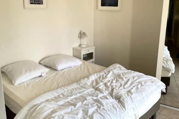 Stadsvilla in centrum Quiberon met tuin, parkeren en 3 slaapkamers - thumbnail 5