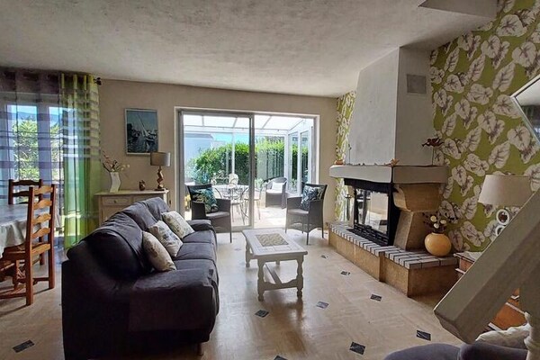 Ruim appartement met veranda en ommuurde tuin, vlakbij de Côte Sauvage - thumbnail 5