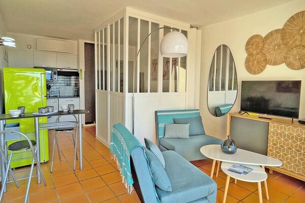 Studio met adembenemend zeezicht en privéstrand in Sainte-Maxime - thumbnail 6
