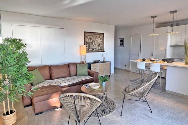 Duplex aan zee in Sainte-Maxime met groot terras en uitzicht - thumbnail 4
