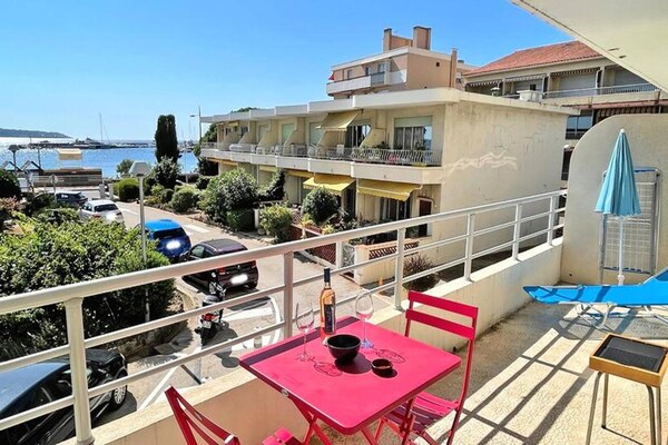 Modern appartement met zeezicht in Sainte-Maxime, vlakbij strand en centrum - thumbnail 6