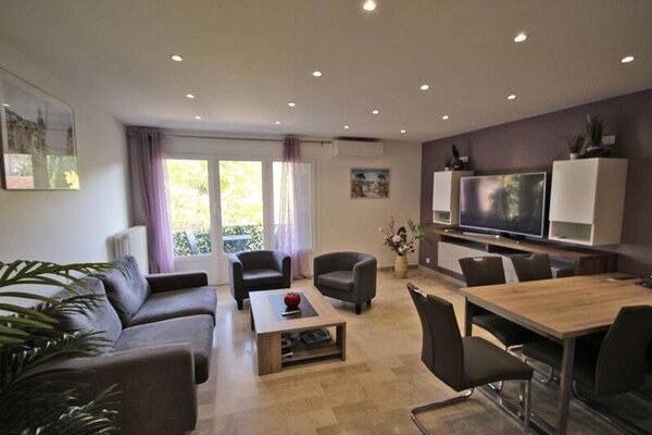 Gerenoveerd appartement op 350m van strand in Sainte-Maxime - thumbnail 1