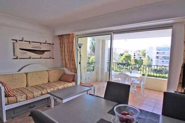 Licht appartement op 350m van strand met zwembad in Sainte-Maxime - thumbnail 6