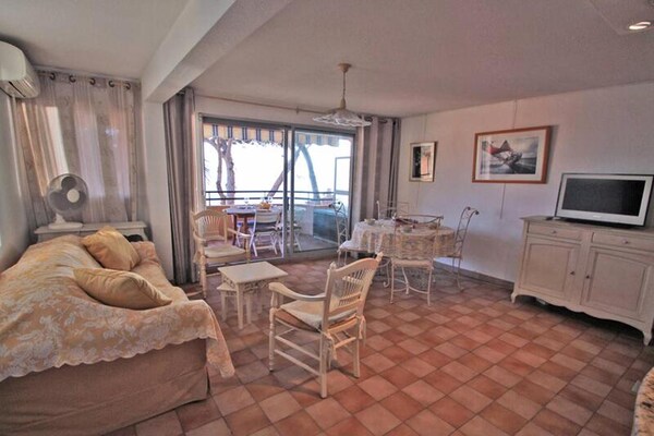 Appartement 50m van strand en centrum Sainte-Maxime met airco - thumbnail 4
