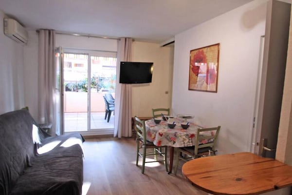Knus appartement met terras op 300m van het strand in Sainte-Maxime - thumbnail 6