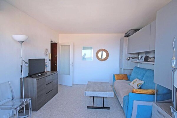 Studio met zeezicht en terras, op 20 meter van het strand in Sainte-Maxime - thumbnail 2