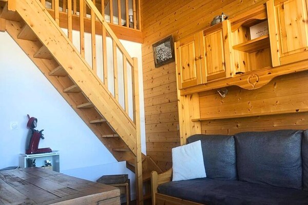Knus gerenoveerd appartement direct aan de piste in Valmorel - thumbnail 4