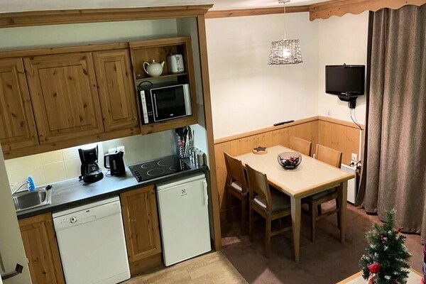 Knus appartement voor 5 personen, direct aan de piste in Les Avanchers Valmorel - thumbnail 4