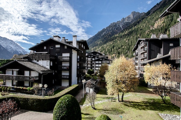 Ski-in/ski-out appartement met Mont-Blanc uitzicht in het hart van Chamonix - thumbnail 4