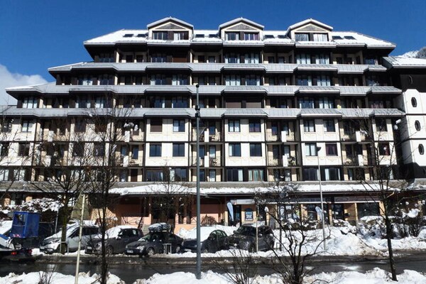 Gerenoveerd appartement op 450m van centrum Chamonix, vlakbij skibus - thumbnail 3