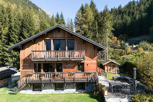 Résidence Sixtine: Luxe chalet met Mont-Blanc panorama in Chamonix - thumbnail 1