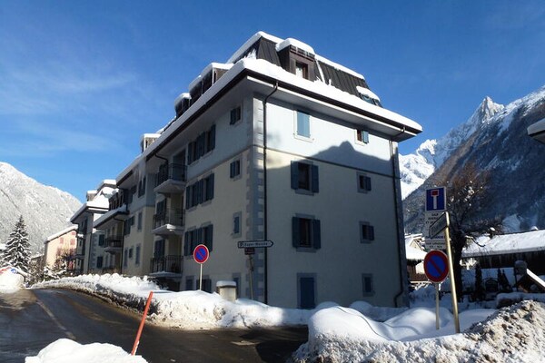 Ruim 4-slaapkamer appartement in het hart van Chamonix met uitzicht op de Mont Blanc - thumbnail 1
