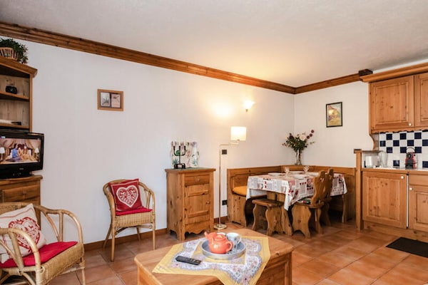 Modern appartement in hartje Chamonix Mont Blanc - thumbnail 6
