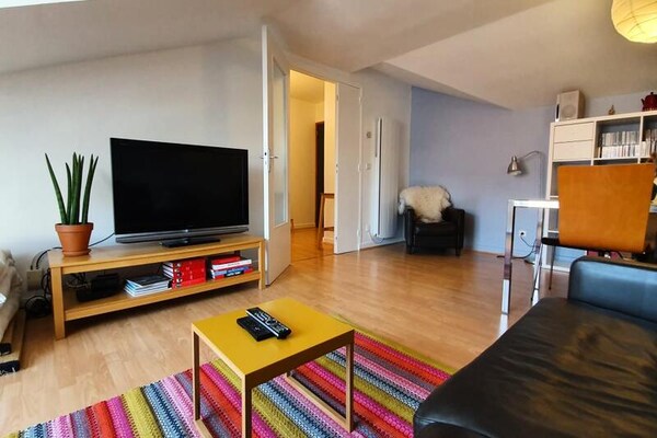 Modern appartement in historisch hart Grenoble, vlakbij Bastille - thumbnail 1