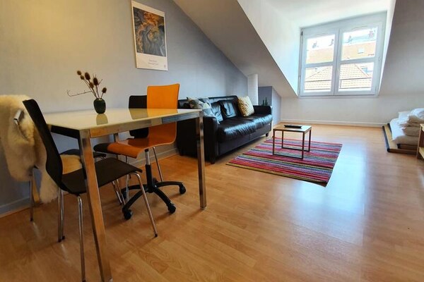 Modern appartement in historisch hart Grenoble, vlakbij Bastille - thumbnail 3