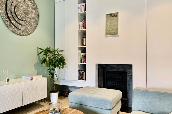 La Perle: Stijlvol Appartement in Hypercentrum Grenoble, tegenover Place Victor Hugo - thumbnail 2