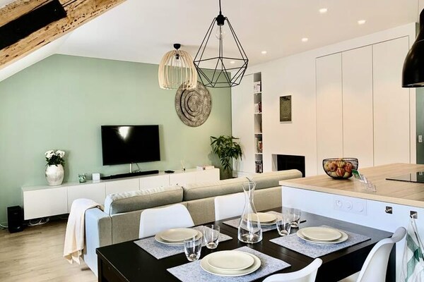 La Perle: Stijlvol Appartement in Hypercentrum Grenoble, tegenover Place Victor Hugo - thumbnail 5