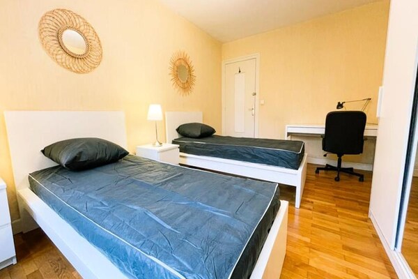 Ruim appartement in Grenoble, dichtbij station en centrum - thumbnail 1