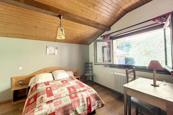 Ruim 9-persoons appartement met balkon en uitzicht op Morzine - thumbnail 5