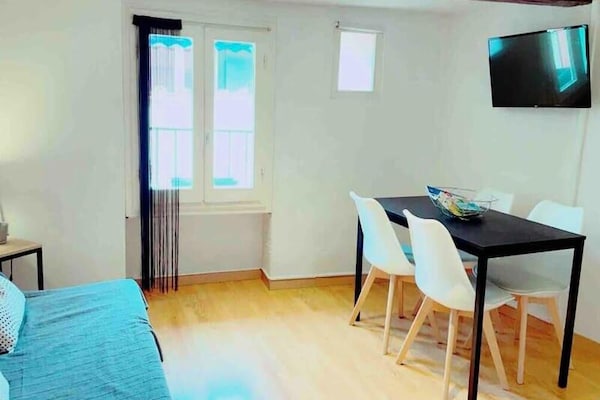 Historisch appartement in hartje Collioure, vlakbij strand - thumbnail 2