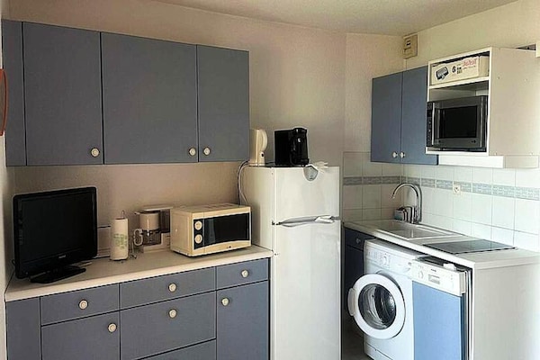 Appartement aan zee bij de haven van Coudoulière met zwembad - thumbnail 5