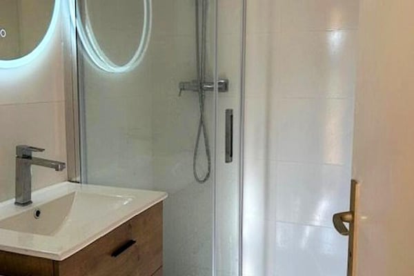 Appartement met panoramisch zeezicht op 200m van het strand - thumbnail 6