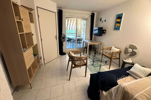Appartement op 100m van zee met zwembad en tennis in Six-Fours - thumbnail 4