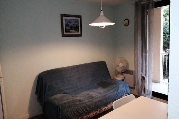 Luxe strandappartement in Six-Fours-les-Plages met zwembad en zeezicht - thumbnail 3