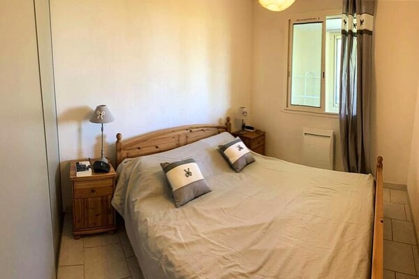 Licht appartement op 100 meter van zee in Six-Fours-les-Plages - thumbnail 6