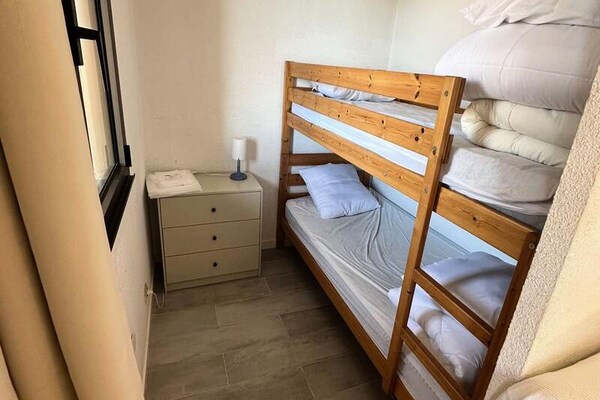 Knus appartement op 100 meter van zee in Six-Fours-les-Plages - thumbnail 6