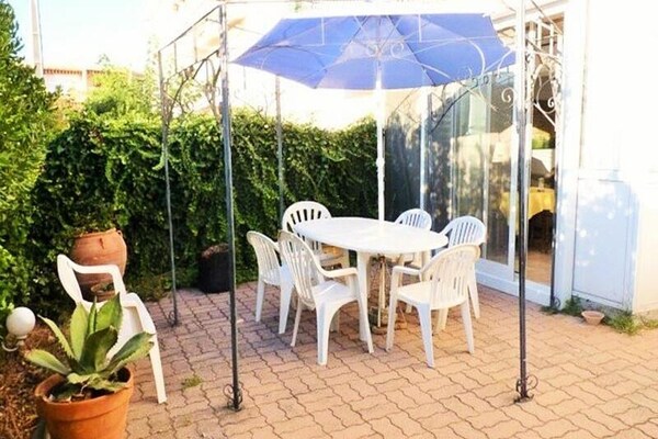Appartement op 50 meter van het strand met zonnig terras in Six-Fours-les-Plages - thumbnail 5
