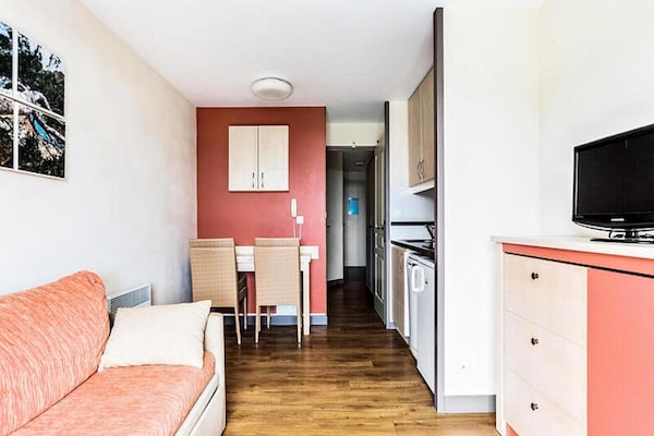 Panoramisch appartement voor 5 op het Côte d'Azur met zwembaden - thumbnail 1