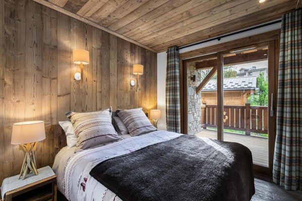 Ruim duplexappartement met hamam op 100m van de piste in Courchevel Le Praz - thumbnail 4