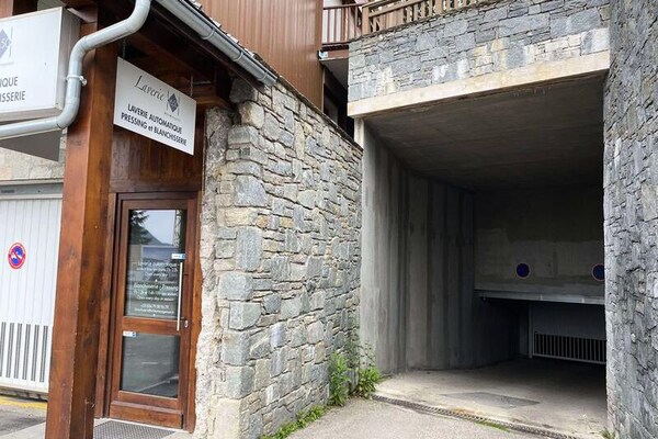 Ruim duplexappartement voor 8 personen op 150m van de piste in Courchevel - thumbnail 5