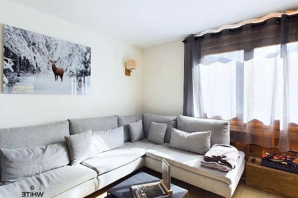 Gerenoveerd chalet-appartement voor 10 personen, 400m van de lift in Courchevel - thumbnail 2
