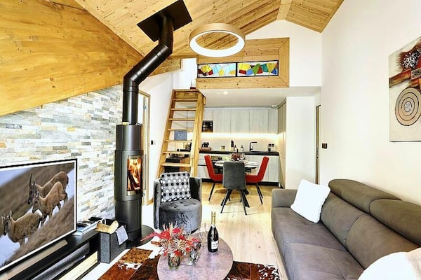 Penthouse in Courchevel Moriond met spabad, houtkachel en uitzicht - thumbnail 2