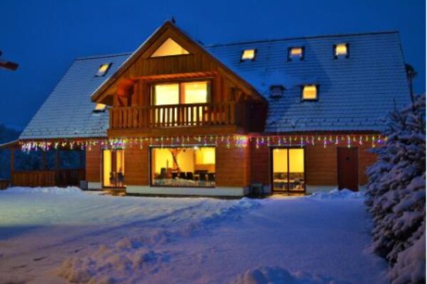 Ruim 3-slaapkamer appartement op 200m van de piste in Courchevel 1850 - thumbnail 3