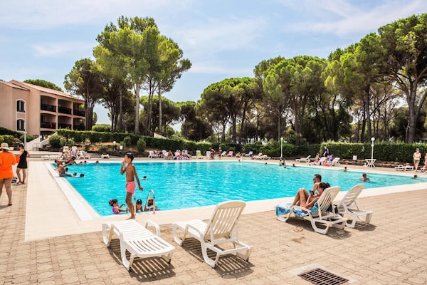 Knus appartement voor 6 personen bij Saint-Raphaël met zwembad - thumbnail 3