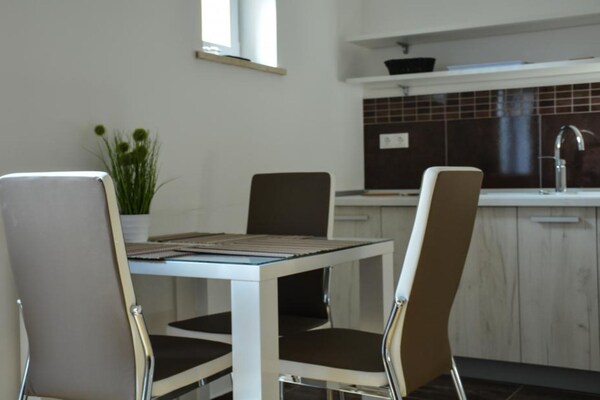 Rustiek appartement in Brežice met rivierzicht en paardrijmogelijkheden - thumbnail 6