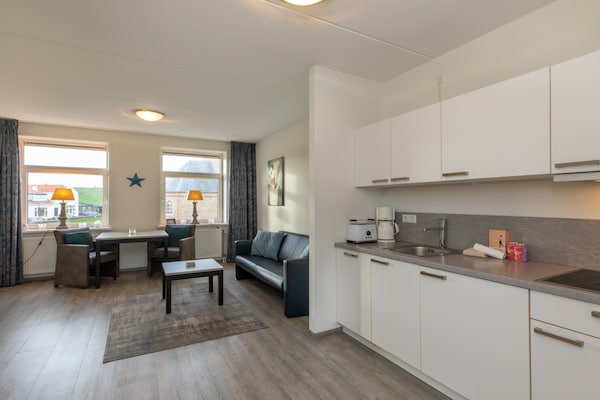 't Zoete Licht Residenz: charmant vakantiehuis op 100 meter van het strand in Zoutelande - thumbnail 3