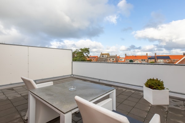 't Zoete Licht Residenz: charmant vakantiehuis op 100 meter van het strand in Zoutelande - thumbnail 5